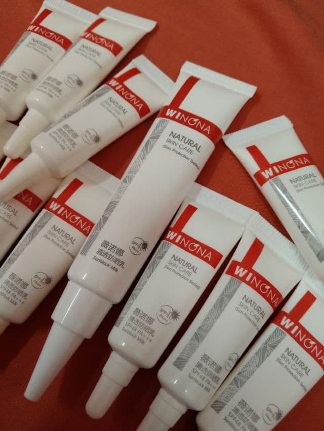 Winona Natural Skin Care SPF48 PA+++ review photo by HeyImWynne