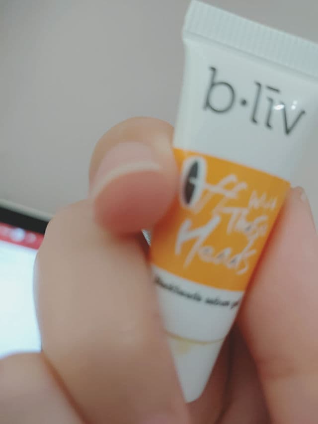 b.liv off with those heads review photo by skincarekid