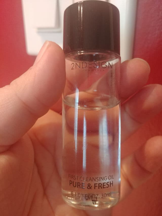 2NDESIGN First Cleansing Oil Pure & Fresh review photo by Clarab13