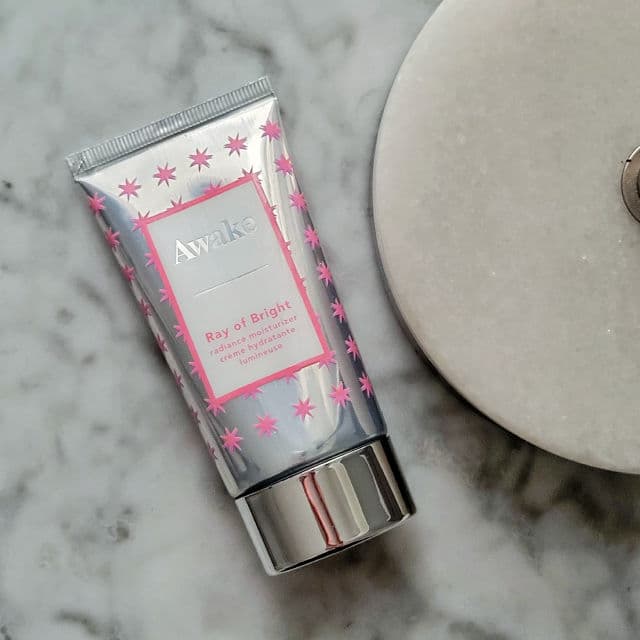 Awake Beauty Ray of Bright Radiance Moisturizer review photo by CleanseScrubRepeat