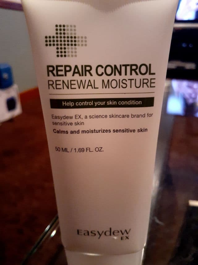 Easydew EX Repair Control Renewal Moisture review photo by ColleenDoc1996