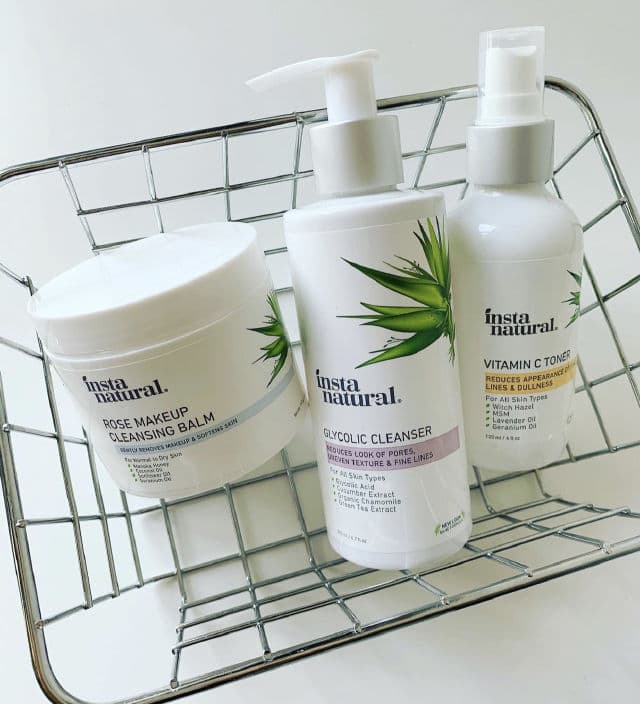 InstaNatural Glycolic Cleanser review photo by Courtneywatt