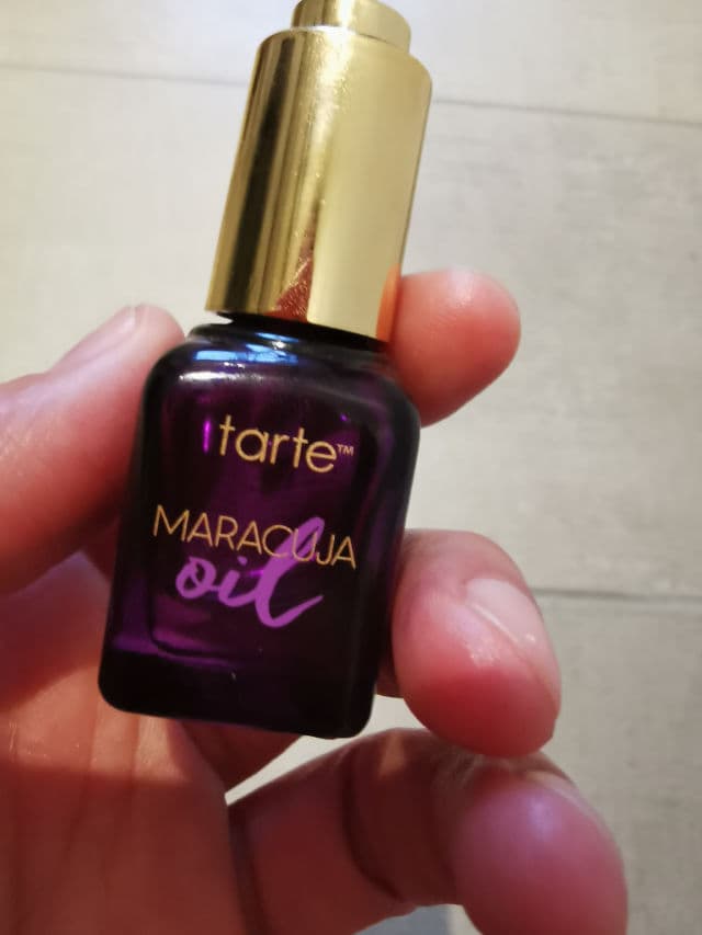 Tarte Maracuja Oil review photo by hashiskincare