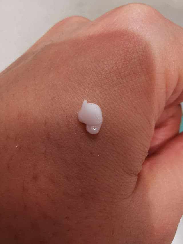 IVY Aia Eye Cream with Caffeine review photo by hashiskincare