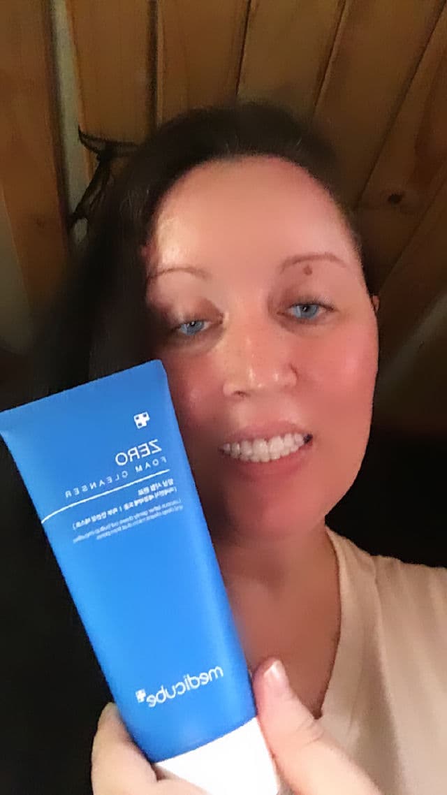 Medicube Zero Foam Cleanser review photo by DR81