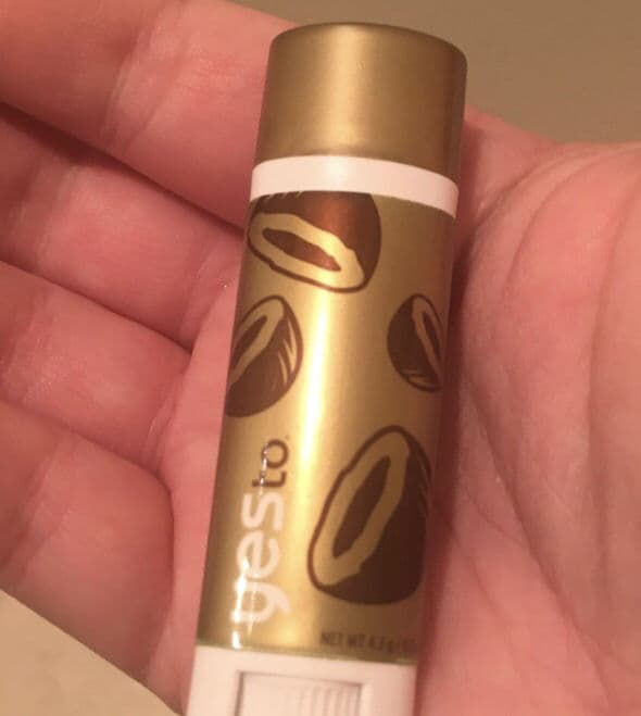 Yes To Coconut Naturally Smooth Lip Balm review photo by DR81