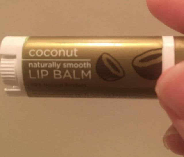 Yes To Coconut Naturally Smooth Lip Balm review photo by DR81