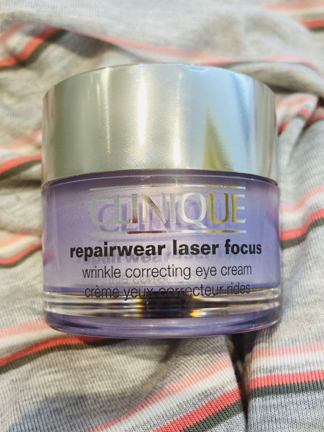 Clinique Repairwear Laser Focus™ Wrinkle Correcting Eye Cream review photo by Debby25