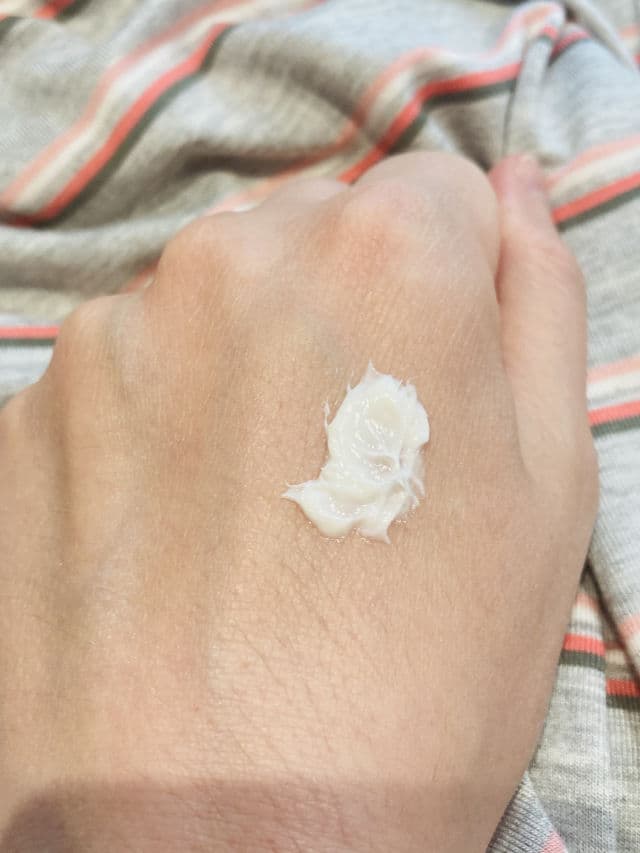 Clinique Repairwear Laser Focus™ Wrinkle Correcting Eye Cream review photo by Debby25