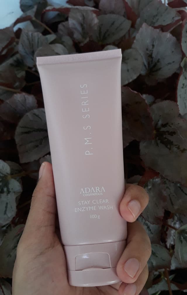 Adara Cosmetics P.M.S Series Stay Clear Enzyme Wash review photo by DeboraYesha