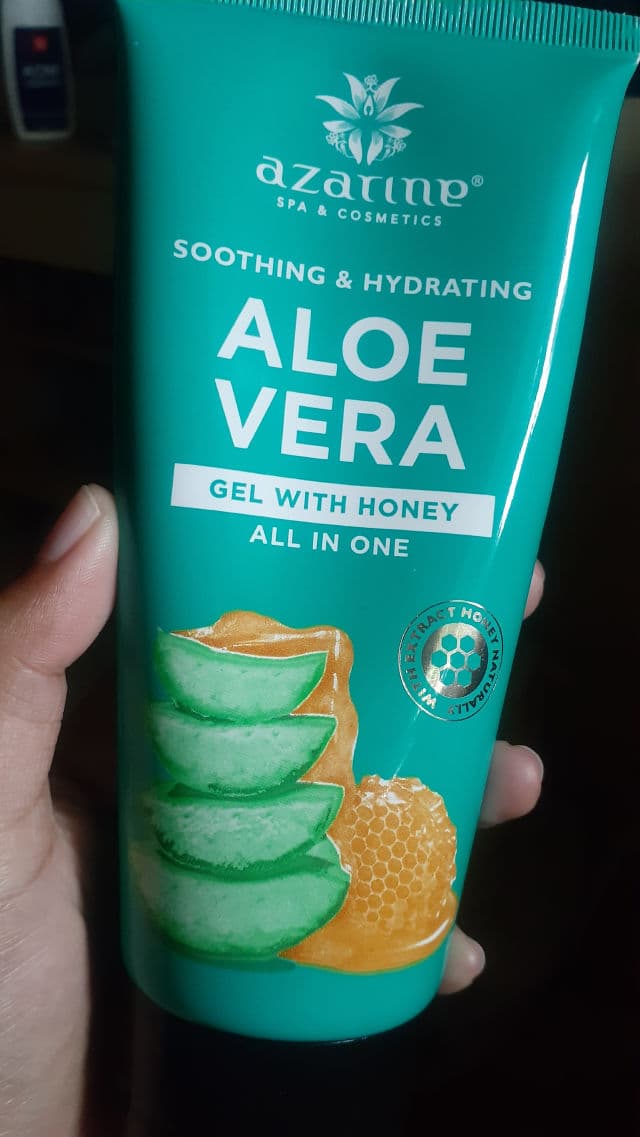 Azarine Aloe Vera Gel review photo by Defani