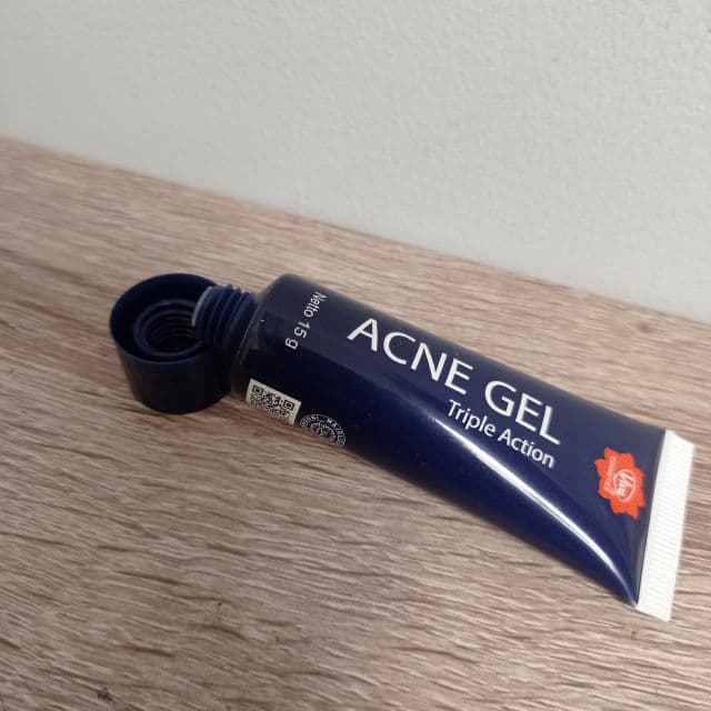 Viva Cosmetics Acne Gel Triple Action review photo by Destario