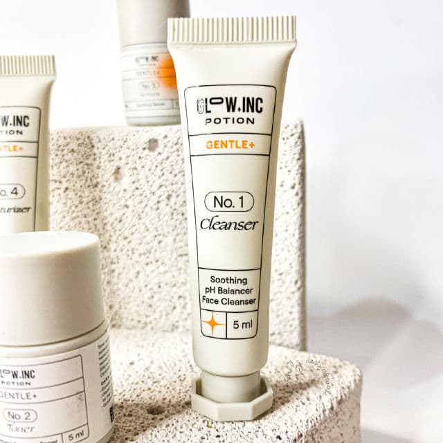 Glow Inc Potion GENTLE+ Soothing pH Balancer Face Cleanser review photo by Destinawah