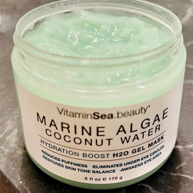 VitaminSea.beauty Marine Algae Coconut Water Hydrating Boost H2O Gel Mask review photo by Destinylilah