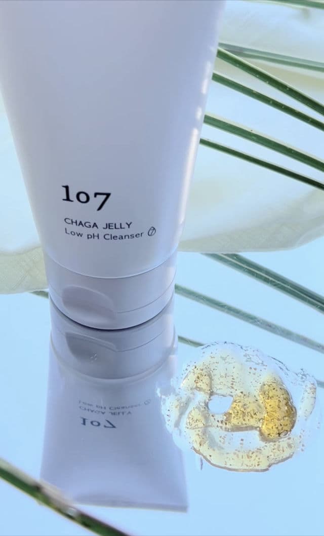 107 Chaga Jelly Low pH Cleanser review photo by Destinylilah