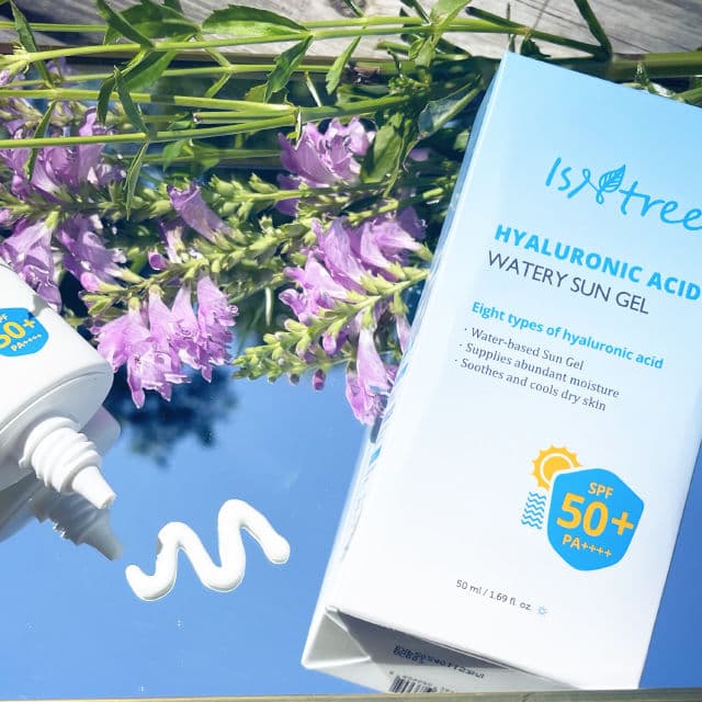 ISNTREE Sensitive Balancing Sun Protection + SPF50+ PA++++ Daily Suncream review photo by Destinylilah