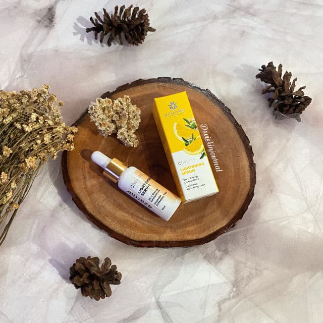 Azarine C White Lightening Serum review photo by Deviskinjournal