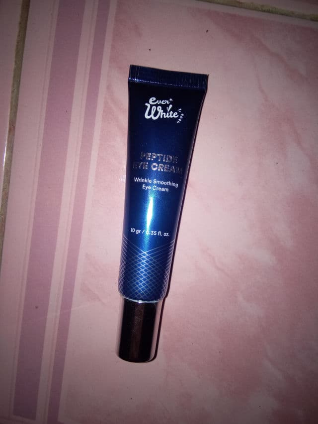 Everwhite Peptide Eye Cream Gel  review photo by Dillaa