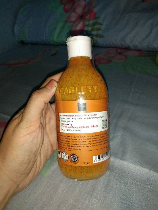 Scarlett Whitening Coffee Brightening Shower Scrub  review photo by Rianisista