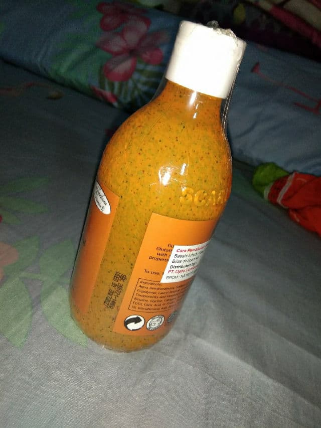 Scarlett Whitening Coffee Brightening Shower Scrub  review photo by Rianisista