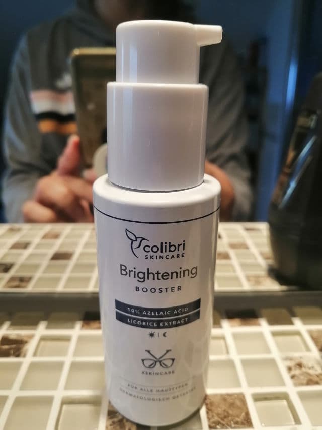 Colibri Cosmetics Brightening Booster review photo by DonaKa
