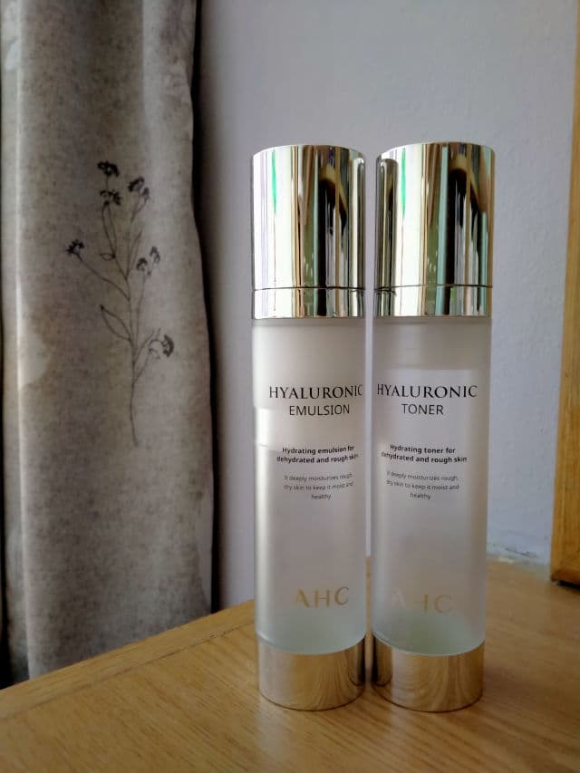 AHC Hyaluronic Emulsion review photo by DorisYT