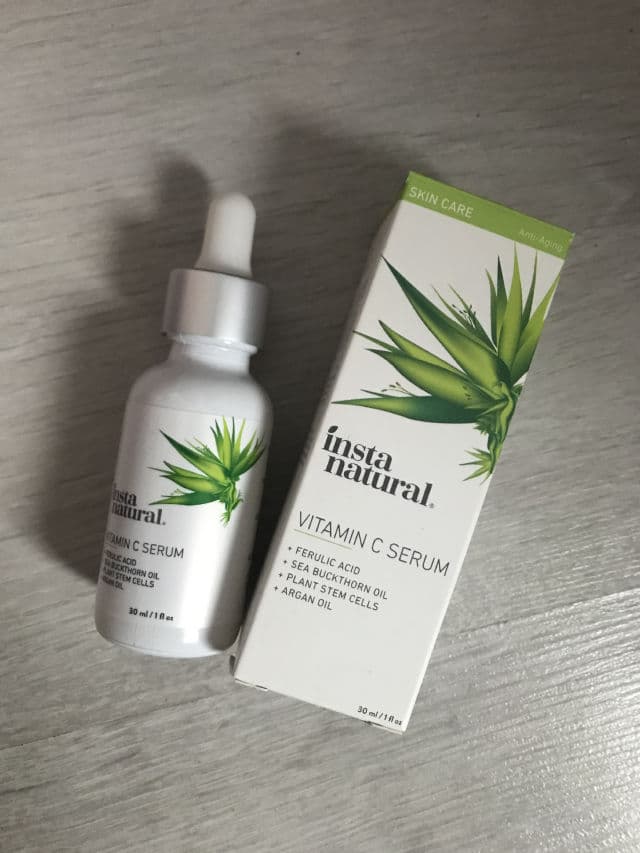 InstaNatural Vitamin C Serum review photo by Duelly