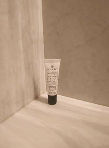 Avant Skincare Pro-Radiance Brightening Eye Final Touch review photo by Efi