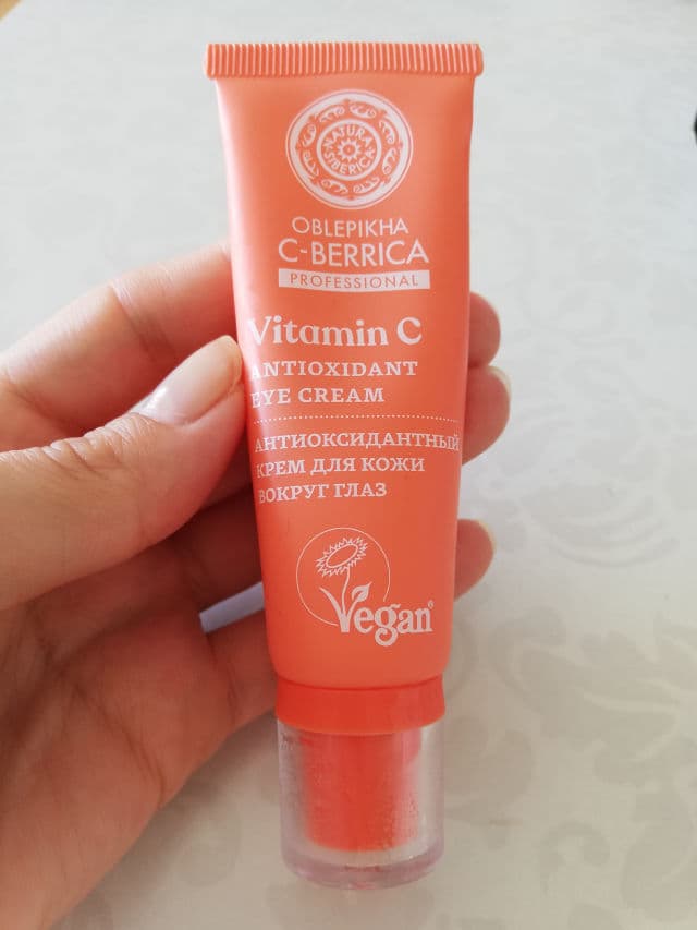 Natura Siberica C-Berrica Vitamin C Antioxidant Eye Cream review photo by Eilan