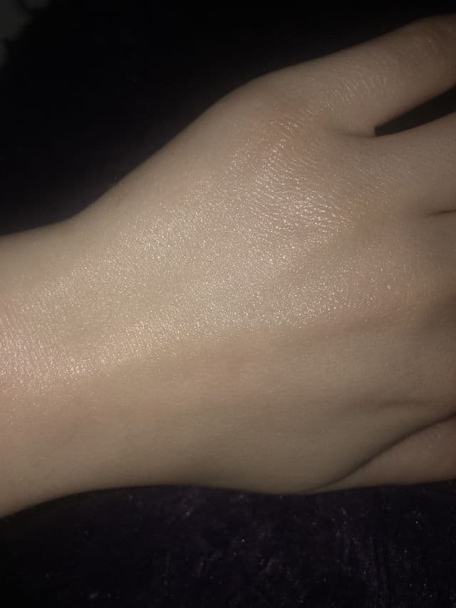 Hawaiian Tropic Silk Hydration Lotion review photo by EllaM