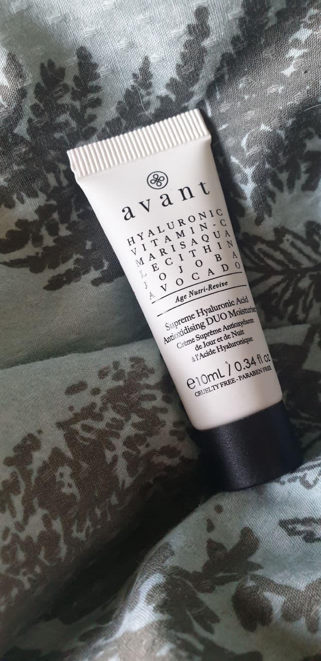 Avant Skincare Supreme Hyaluronic Acid Anti-Oxidising Duo Moisturiser review photo by Emst