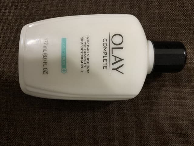 Olay Complete Lotion All Day Moisturizer with SPF 15 for Sensitive Skin review photo by BeSavvy