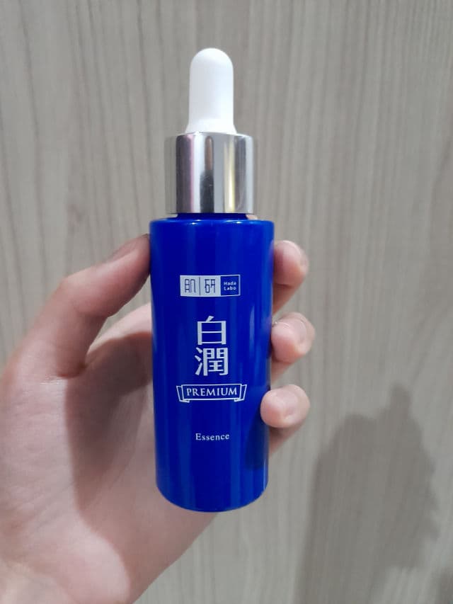 Hada Labo Premium Whitening Essence review photo by Evergarden