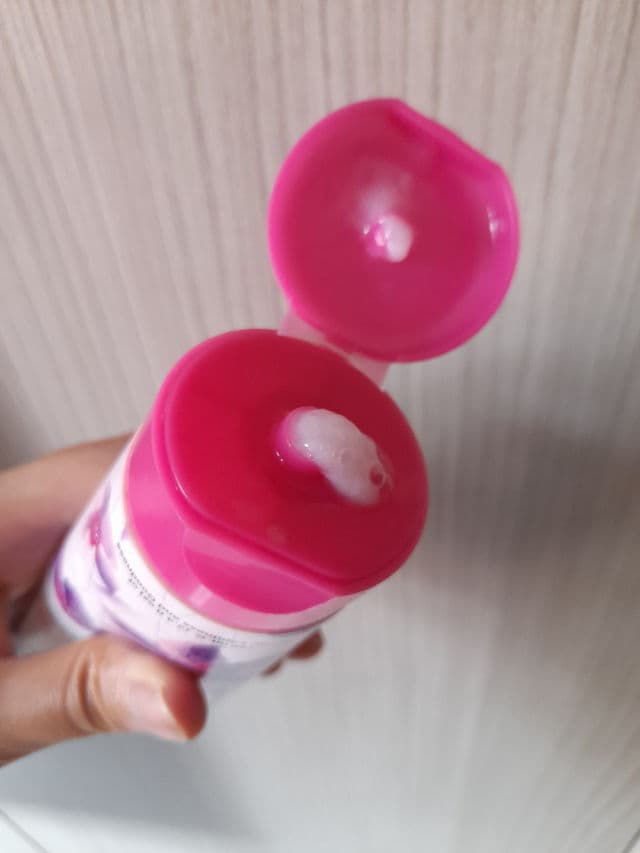 Good Virtues Co. Extra Moisturising Facial Cleanser review photo by Evergarden