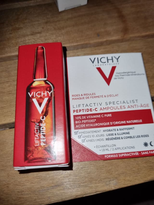 Vichy LiftActiv Peptide-C Serum Anti-Aging Concentrate Ampoules review photo by Famgirl08