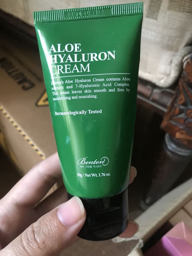 BENTON Aloe Hyaluron Cream review photo by Farya