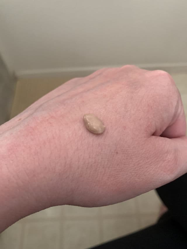 Saie Sunvisor SPF 35 review photo by Finchy