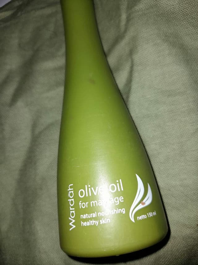 Wardah Pure Olive Oil review photo by Fiuuw