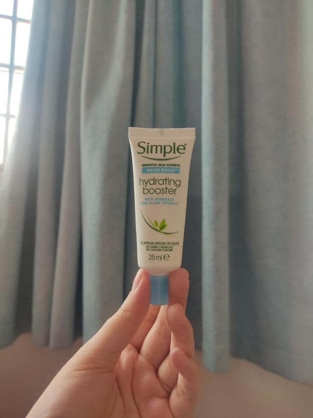 Simple Water Boost Hydrating Booster review photo by Floyuyu88