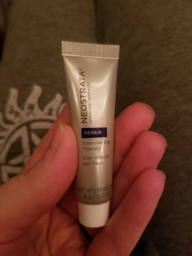 NeoStrata Intensive Eye Therapy review photo by FreebsForZ