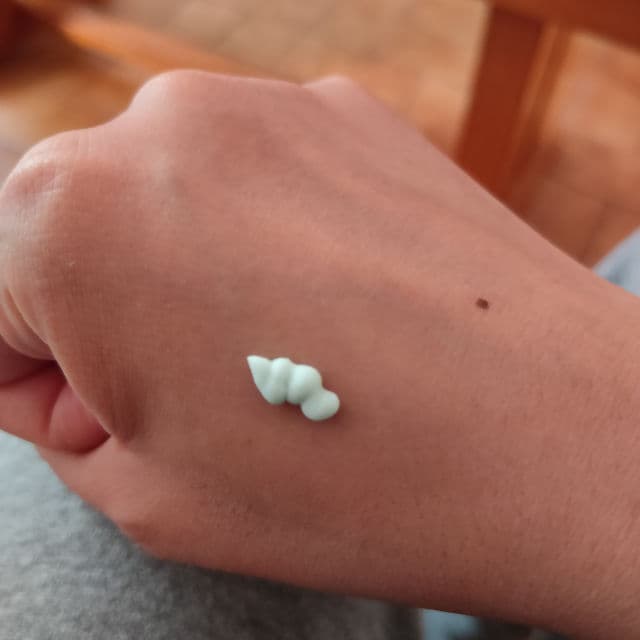 SVR Sensifine AR Crème review photo by FrenchyPeach19