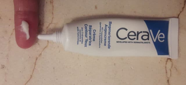 CeraVe Eye Repair Cream review photo by Gabbyskincare