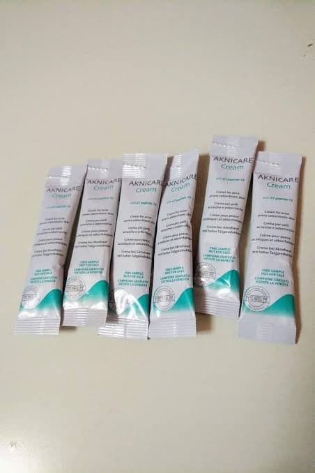 Aknicare Cleanser review photo by GailYsabelle