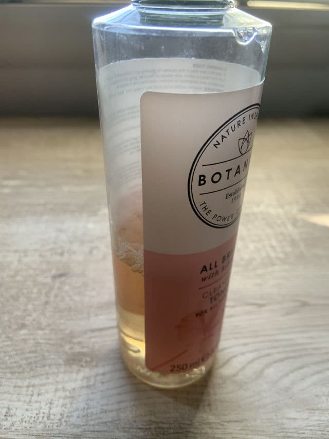 Botanics All Bright Cleansing Toner review photo by Genevievee