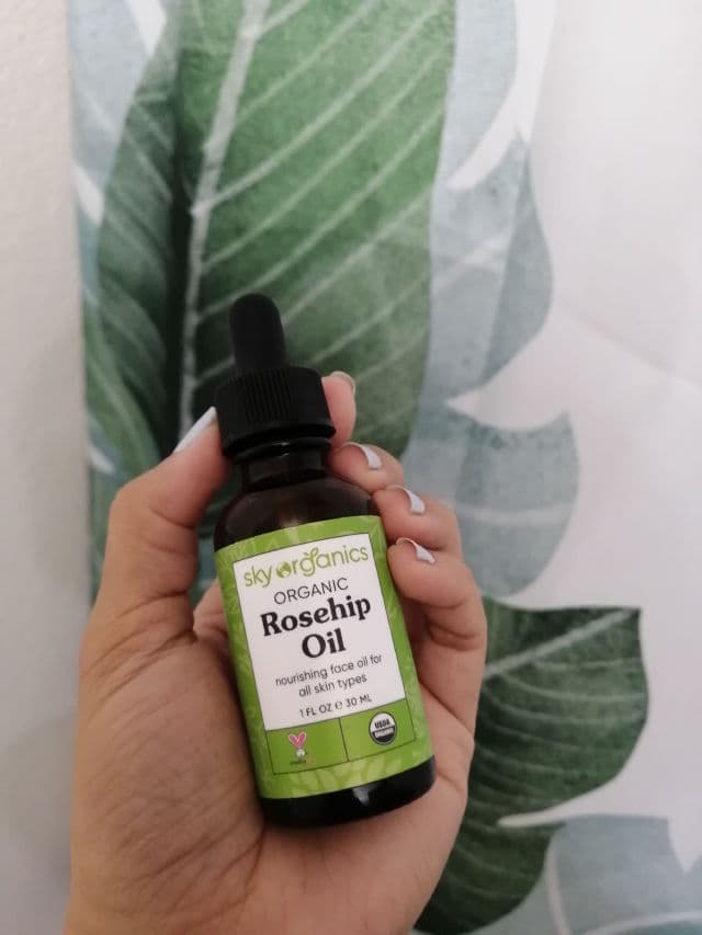 Sky Organics Organic Rosehip Oil review photo by Ghenn