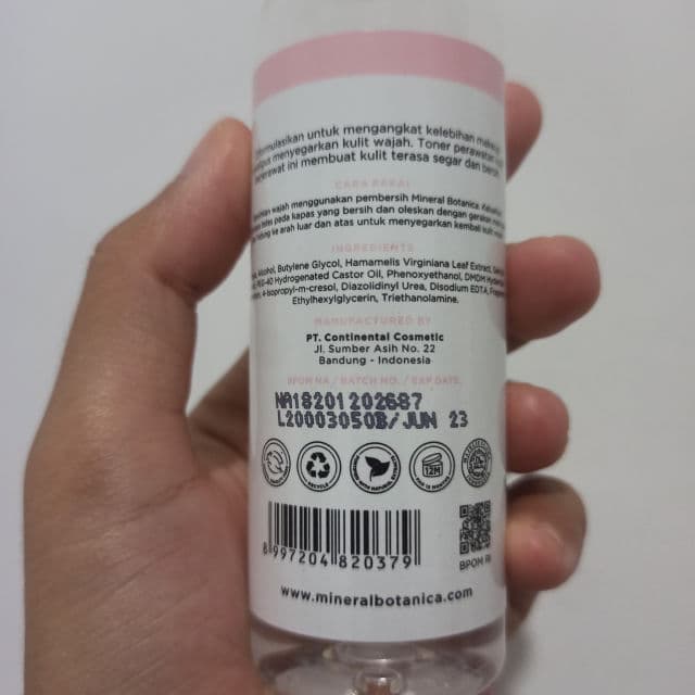 Mineral Botanica Acne Care Toner review photo by Ghina