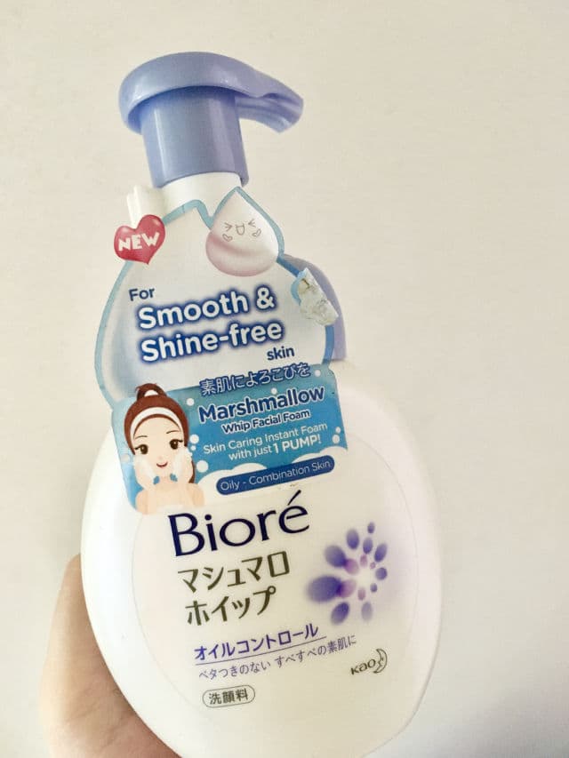 Biore Marshmallow Whip Facial Wash review photo by Glowingclouds
