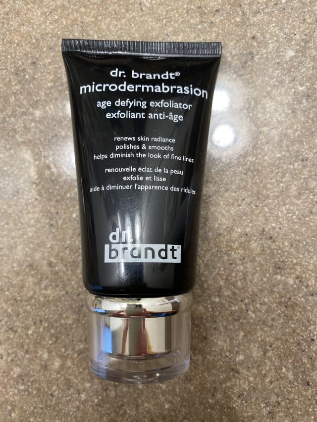Dr. Brandt Microdermabrasion Age Defying Exfoliator review photo by GlowyMeg