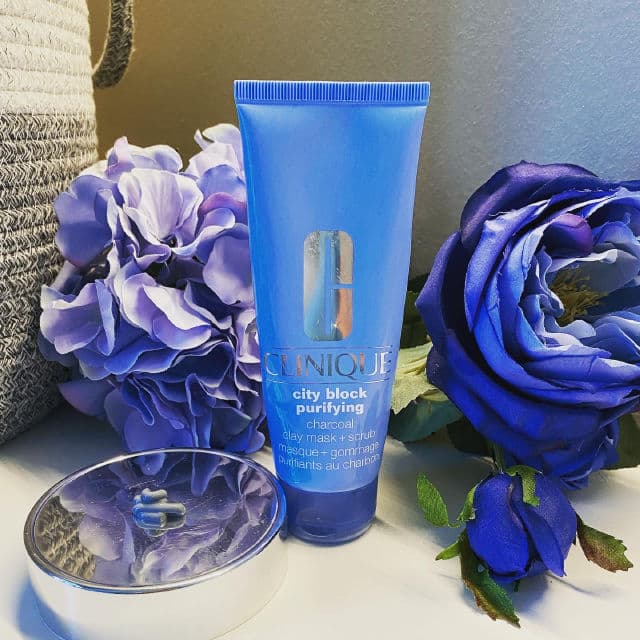 Clinique City Block Purifying Charcoal Clay Mask + Scrub review photo by Glowyforever