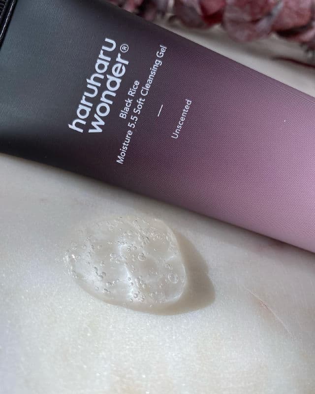 HaruHaru WONDER Black Rice Moisture 5.5 Soft Cleansing Gel review photo by Glowyforever